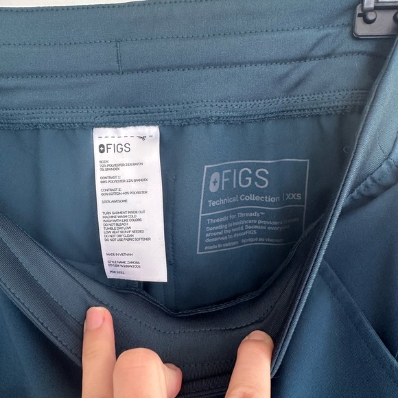 Figs Caribbean Blue Zamora Joggers - Picture 3 of 5